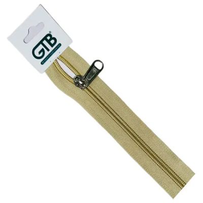 #7 Polyester Zipper - Durability and Versatility in Every Stitch